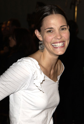 Leslie Bibb در صحنه فیلم سینمایی انقلاب های ماتریکس