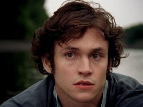 Hugh Dancy در صحنه سریال تلویزیونی Daniel Deronda