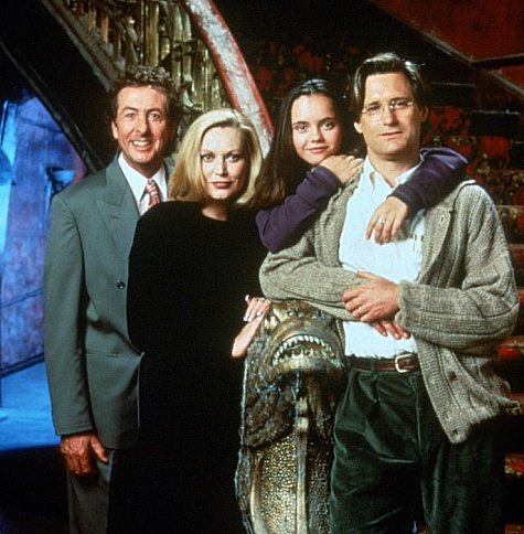 بیل پولمن در صحنه فیلم سینمایی کسپر به همراه Eric Idle، کریستینا ریچی و کتی موریارتی