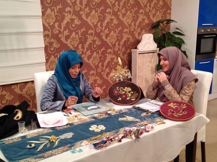  برنامه تلویزیونی به خانه برمیگردیم به کارگردانی ندارد