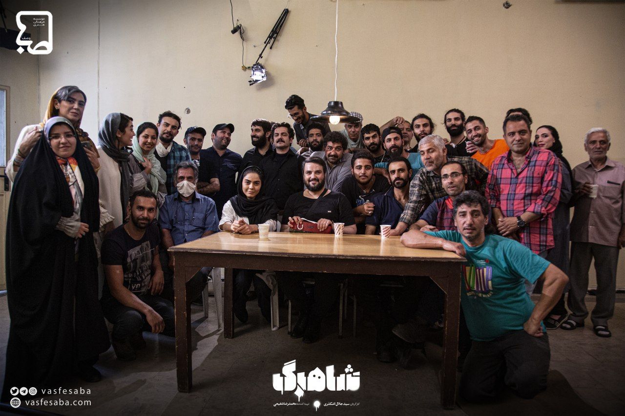 تصویری از سامان شعشعه، مدیر تولید سینما و تلویزیون در پشت صحنه یکی از آثارش