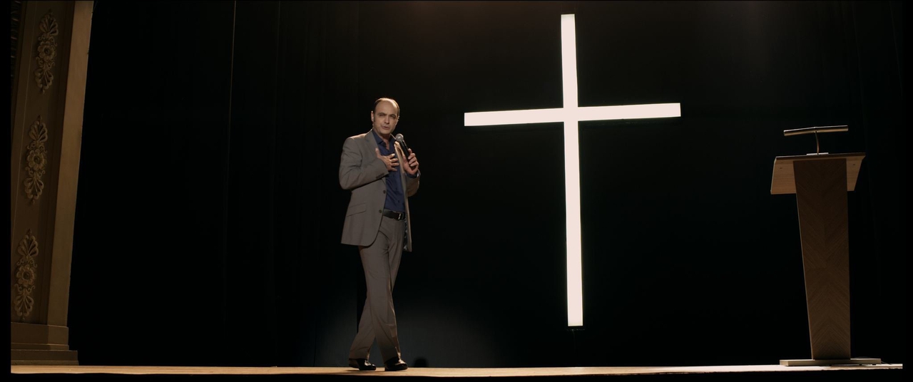  فیلم سینمایی People Out There به کارگردانی Aik Karapetian