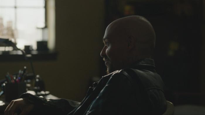 Enrico Colantoni در صحنه فیلم سینمایی ورونیکا مارس