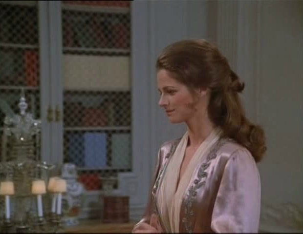 Charlotte Rampling در صحنه فیلم سینمایی Sherlock Holmes in New York