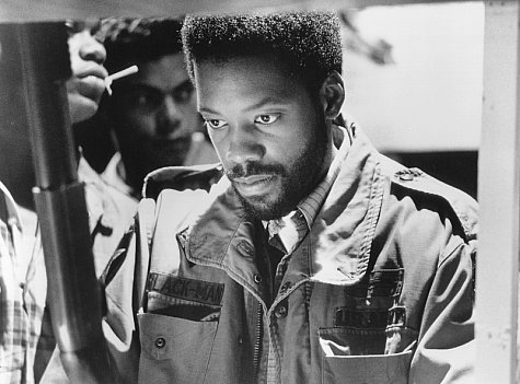 Kadeem Hardison در صحنه فیلم سینمایی یوزپلنگ