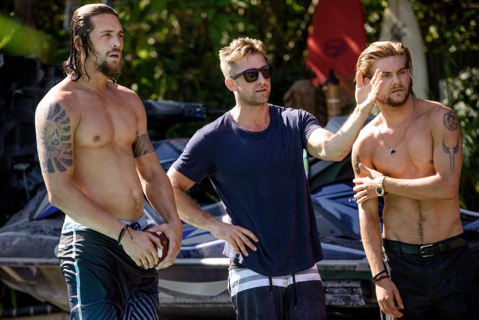 Ben Robson در صحنه فیلم سینمایی قلمرو حیوانات به همراه Jake Weary و Scott Speedman