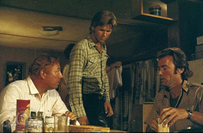 جف بریجز در صحنه فیلم سینمایی Thunderbolt and Lightfoot به همراه کلینت ایستوود و George Kennedy