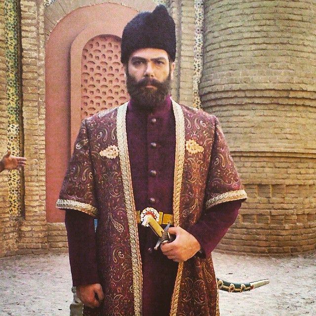 تصویری شخصی از کوروش تهامی، بازیگر سینما و تلویزیون