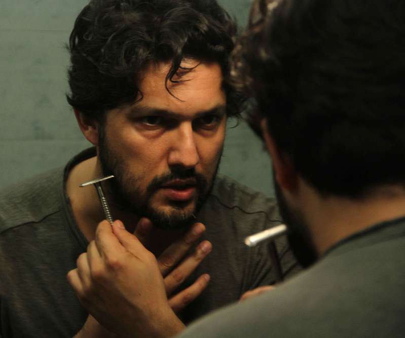 حامد بهداد در صحنه فیلم سینمایی هفت ماهگی