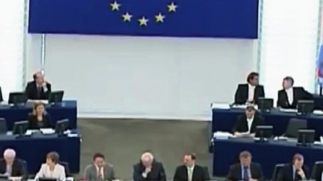  فیلم سینمایی من تکنوکرات هستم به کارگردانی ندارد