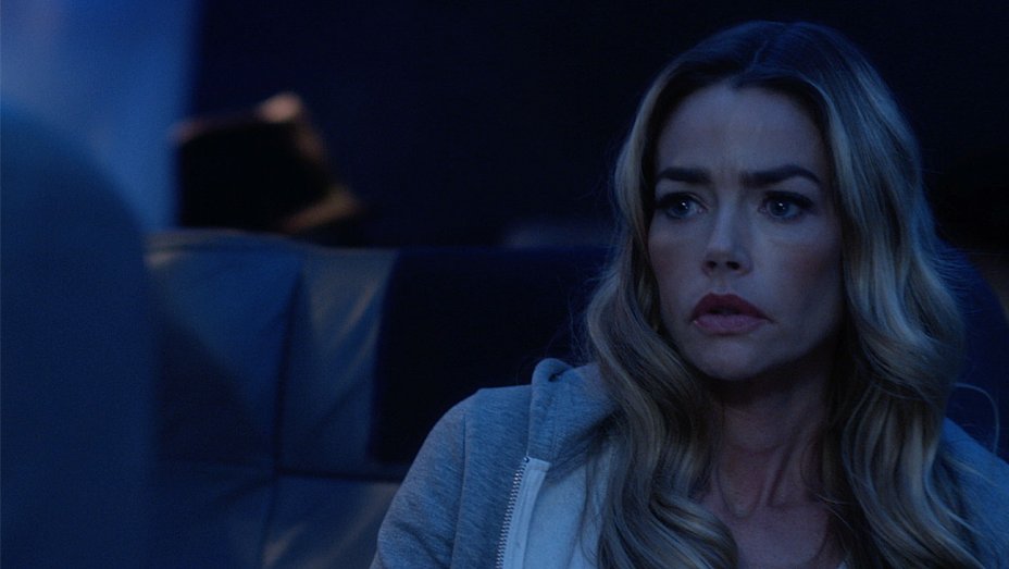  فیلم سینمایی Altitude با حضور Denise Richards