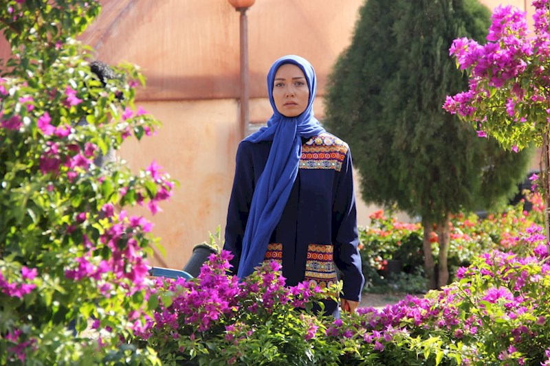 شهرزاد کمال‌زاده در صحنه سریال تلویزیونی مرز خوشبختی