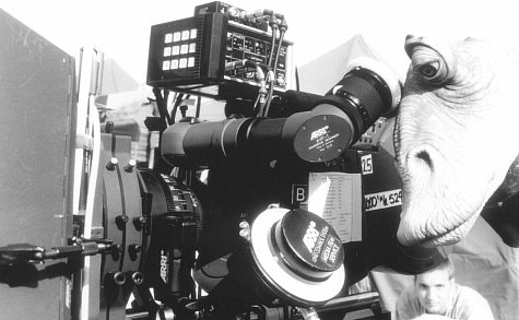 Ahmed Best در صحنه فیلم سینمایی جنگ ستارگان - تهدید شبح
