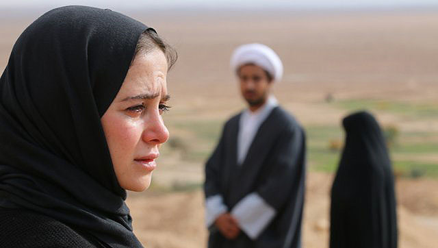 الناز حبیبی در صحنه فیلم سینمایی ناخواسته