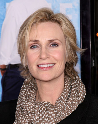 Jane Lynch در صحنه فیلم سینمایی الگوها