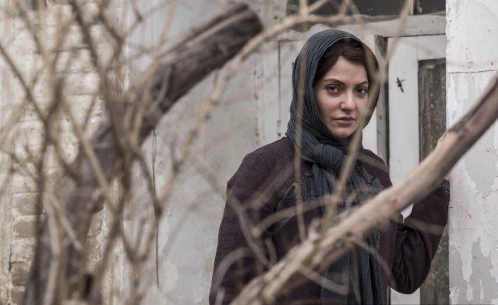 مهناز افشار در صحنه فیلم سینمایی دارکوب