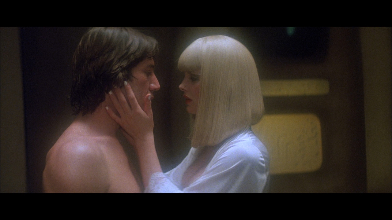  فیلم سینمایی Galaxina با حضور Dorothy Stratten و Stephen Macht