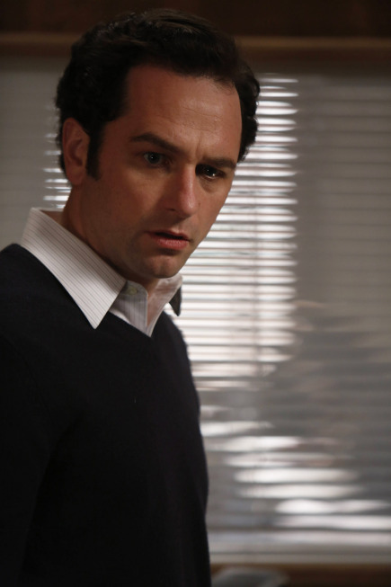 Matthew Rhys در صحنه سریال تلویزیونی آمریکایی  ها