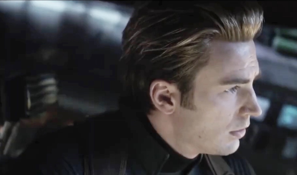 کریس ایوانز در صحنه فیلم سینمایی Avengers: Endgame