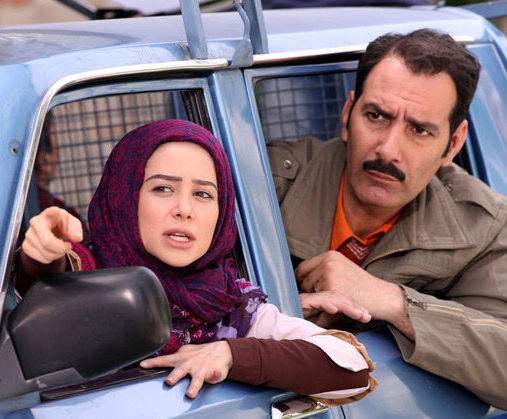 الناز حبیبی در صحنه سریال تلویزیونی دودکش به همراه بهنام تشکر