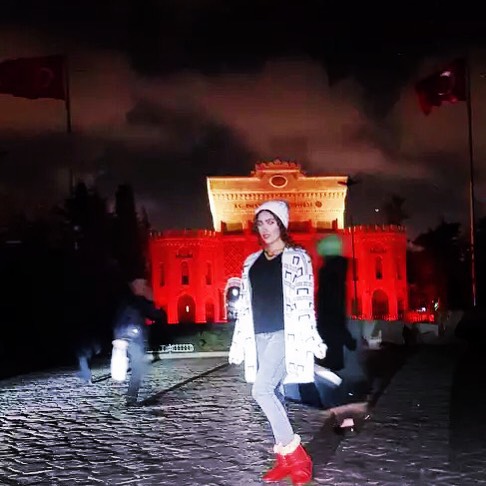 تصویری شخصی از ساناز طاری، بازیگر سینما و تلویزیون