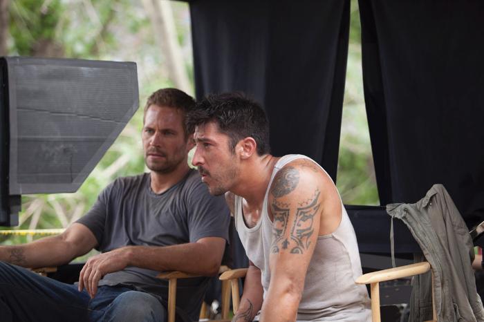 David Belle در صحنه فیلم سینمایی Brick Mansions به همراه پل واکر