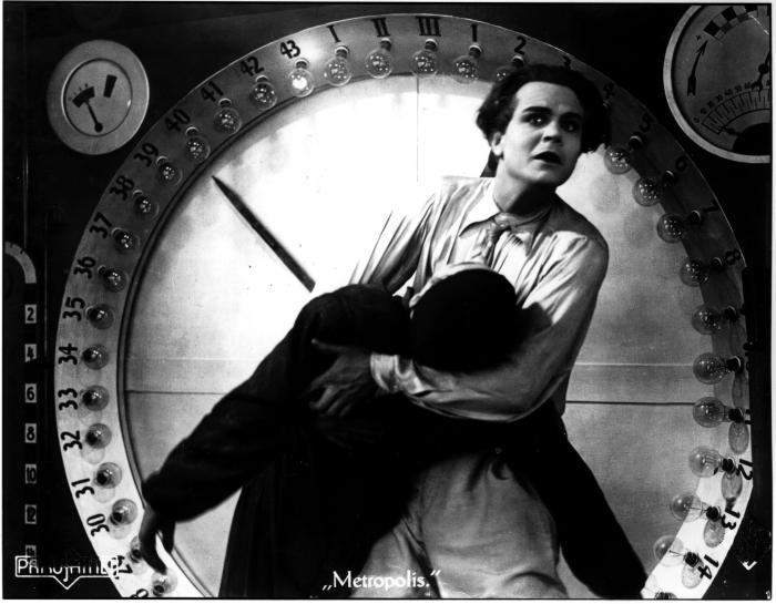 Gustav Fröhlich در صحنه فیلم سینمایی متروپلیس