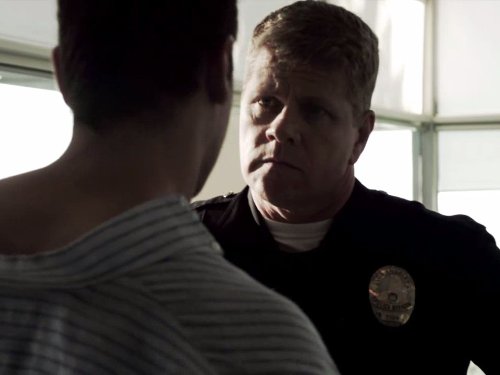 Michael Cudlitz در صحنه سریال تلویزیونی Southland
