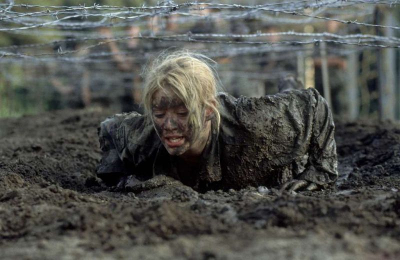 Hilary Duff در صحنه فیلم سینمایی Cadet Kelly