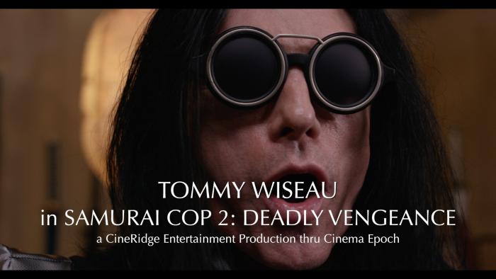 Tommy Wiseau در صحنه فیلم سینمایی Samurai Cop 2: Deadly Vengeance