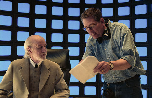 George Carlin در صحنه فیلم سینمایی فیلم ترسناک ۳ به همراه دیوید زاکر
