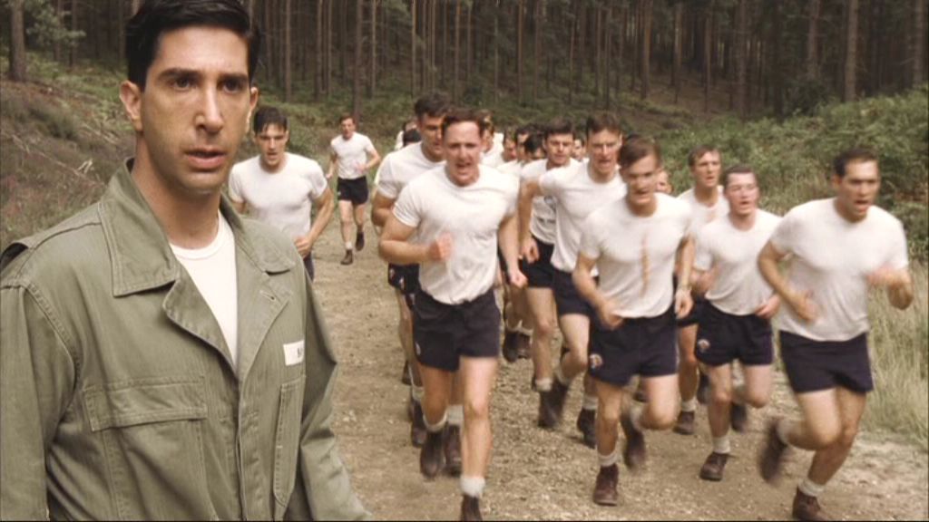 David Schwimmer در صحنه سریال تلویزیونی Band of Brothers