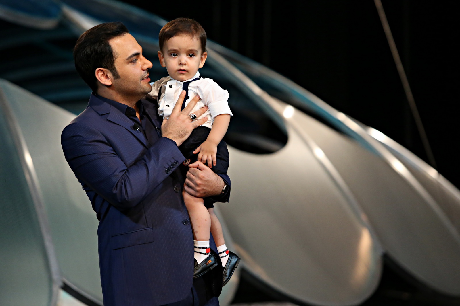  برنامه تلویزیونی ماه عسل به کارگردانی محمد پیوندی و مهرداد طاهری