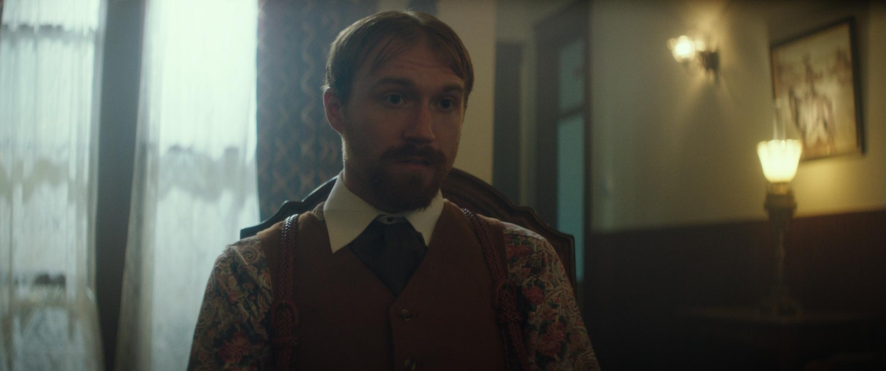  فیلم سینمایی Painted Woman به کارگردانی James Cotten