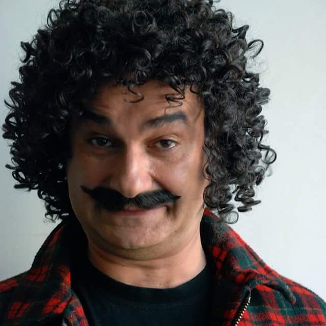 تصویری شخصی از علی عمرانی، بازیگر و کارگردان سینما و تلویزیون