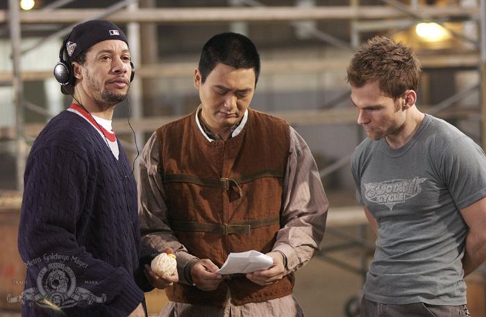Paul Hunter در صحنه فیلم سینمایی راهب ضد گلوگه به همراه Seann William Scott و Yun-Fat Chow