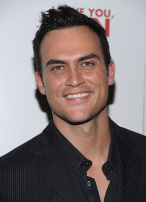 Cheyenne Jackson در صحنه فیلم سینمایی دوست دارم، مرد