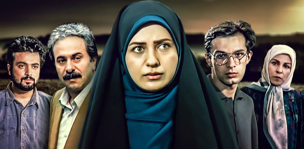 آزیتا لاچینی در صحنه سریال تلویزیونی در پناه تو به همراه رامین پرچمی، ایرج راد، حسن جوهرچی و لعیا زنگنه