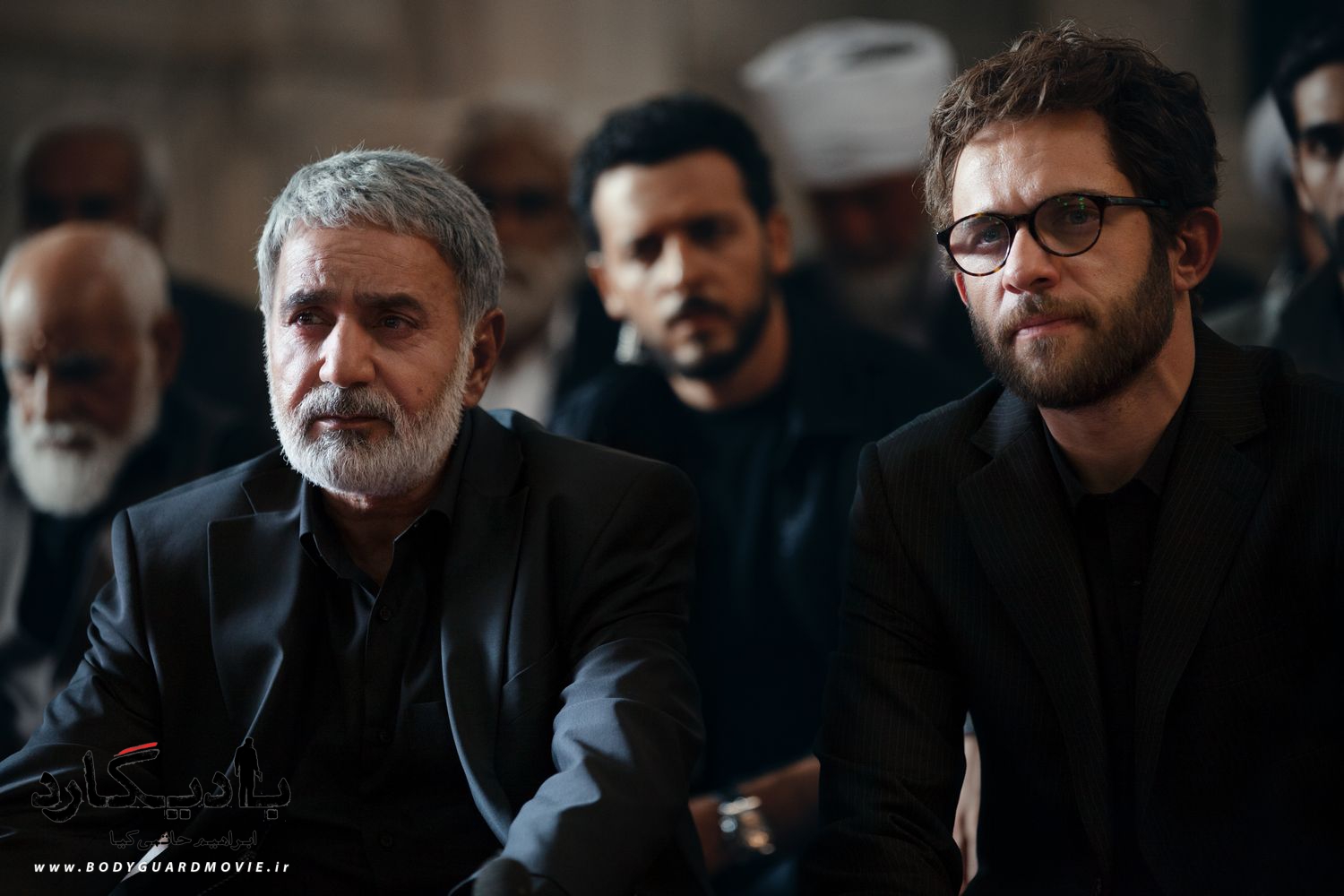 بابک حمیدیان در صحنه فیلم سینمایی بادیگارد به همراه پرویز پرستویی