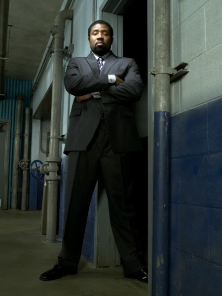 Cress Williams در صحنه سریال تلویزیونی فرار از زندان