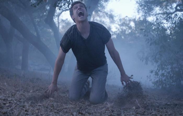 Daniel Sharman در صحنه سریال تلویزیونی گرگ نوجوان