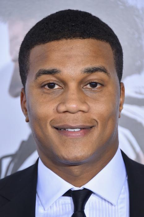 Cory Hardrict در صحنه فیلم سینمایی تک تیرانداز آمریکایی