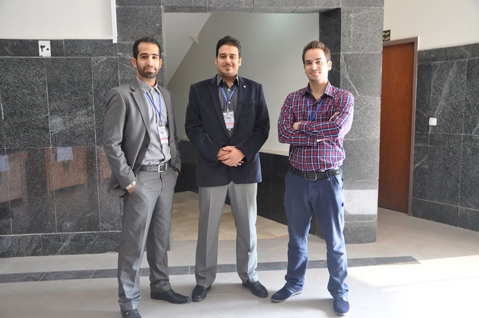 تصویری از سید حمید اسماعیلی سینما و تلویزیون در حال بازیگری سر صحنه یکی از آثارش