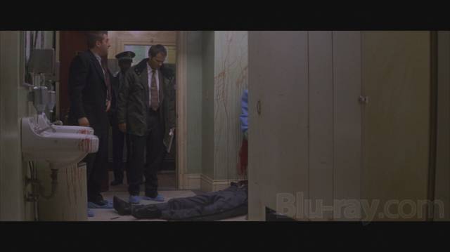  فیلم سینمایی جسد به کارگردانی Peter Hyams