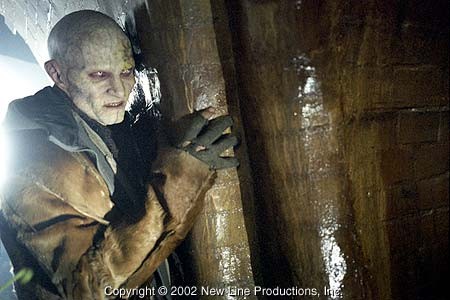 Luke Goss در صحنه فیلم سینمایی تیغ ۲