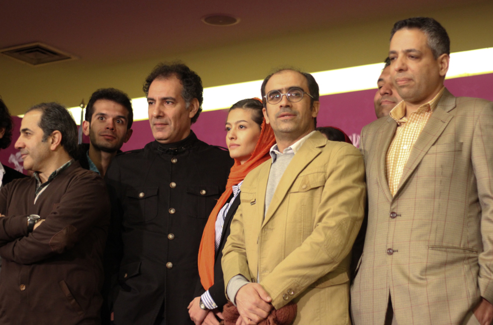 بهنام تشکر در جشنواره فیلم سینمایی لاک‌ قرمز به همراه محمدرضا سکوت و پردیس احمدیه