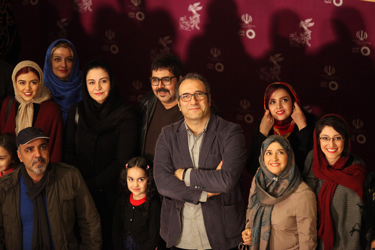 سیدرضا میر کریمی در فرش قرمز فیلم تلویزیونی دختر به همراه ماهور الوند، مریلا زارعی و فرهاد اصلانی