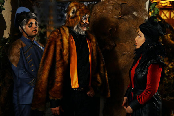 لیلا اوتادی در صحنه فیلم سینمایی آهوی پیشونی سفید 2