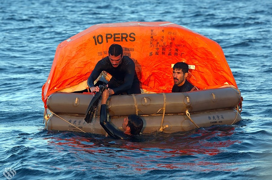  برنامه تلویزیونی فرمانده به کارگردانی حسام اسلامی و مهدی جبین‌شناس و مجید عزیزی