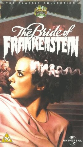 Elsa Lanchester در صحنه فیلم سینمایی The Bride of Frankenstein